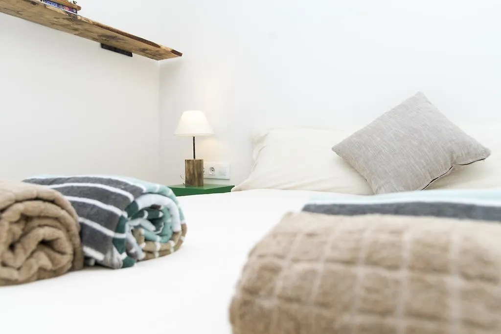 Apartments Barcelona Sagrada Spain