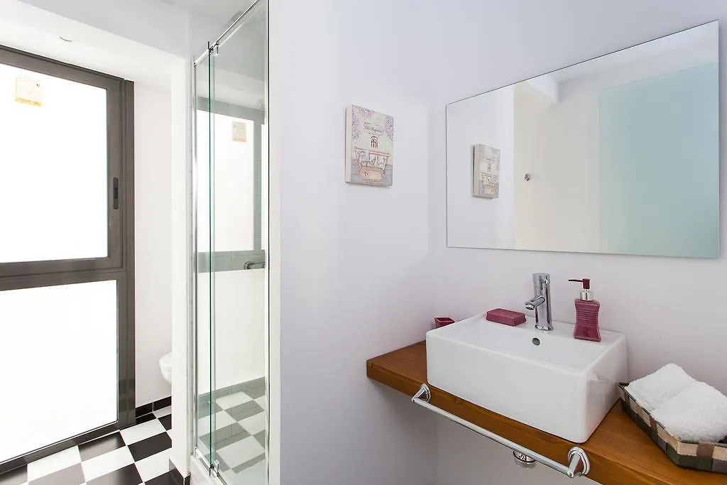 Apartments Barcelona Sagrada 0*,
